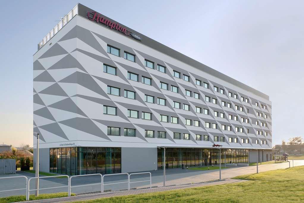Balice Hampton By Hilton Krakow Airport酒店 外观 照片